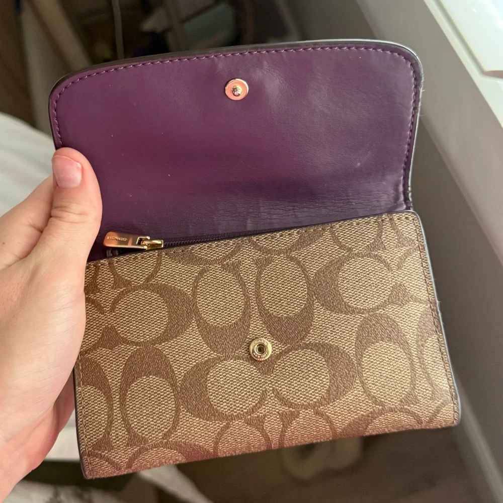 Vintage Coach Pink and Tan Women's Wallet With Purple Interior - Picture 4 of 7